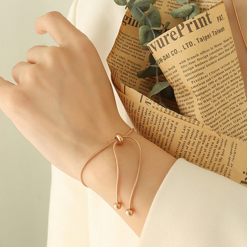 Adjustable Pull-Out Bracelet