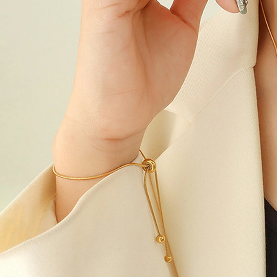 Adjustable Pull-Out Bracelet